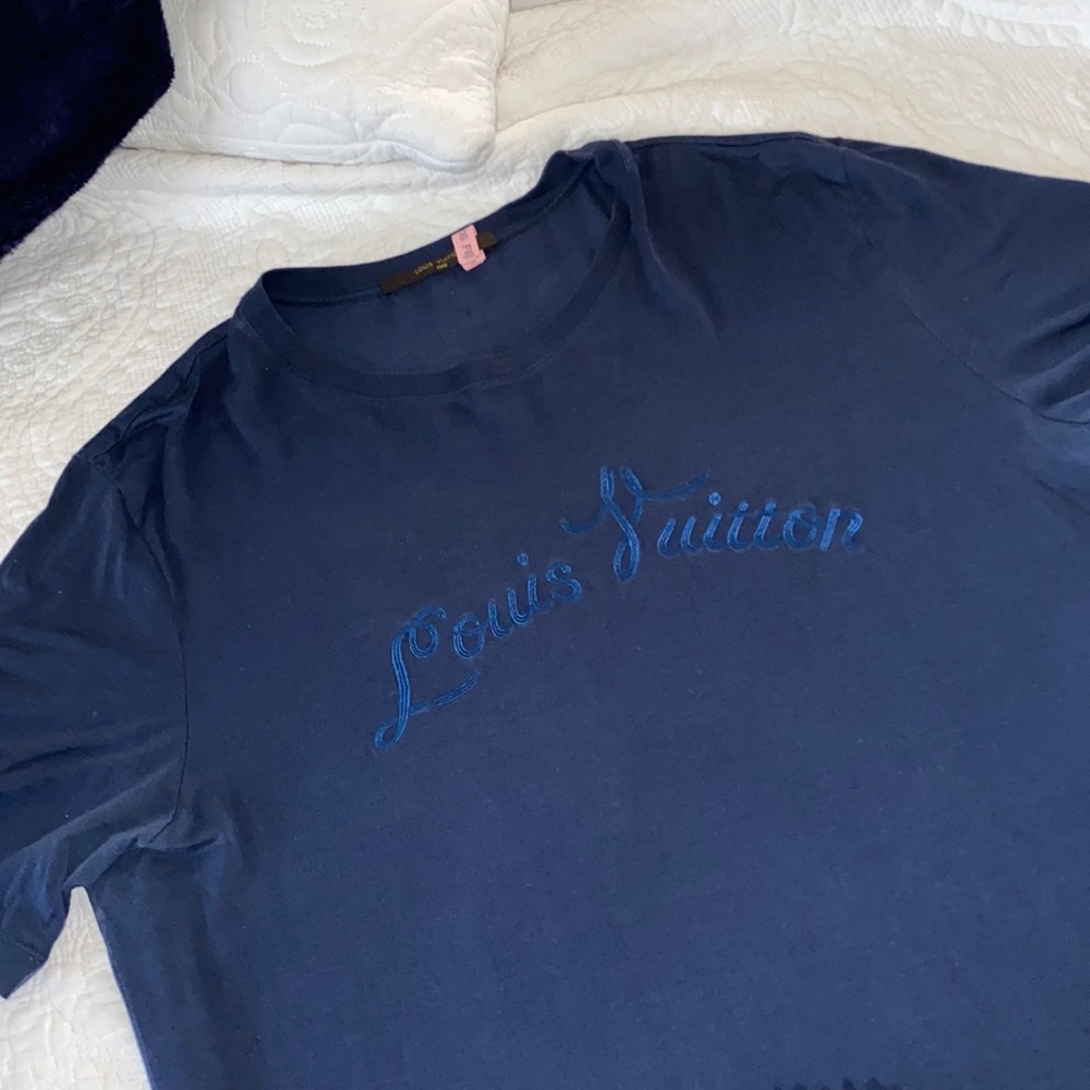 Louis vuitton navy blue tshirt